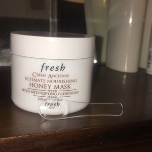 fresh ultimate nourishing honey mask+ applicator